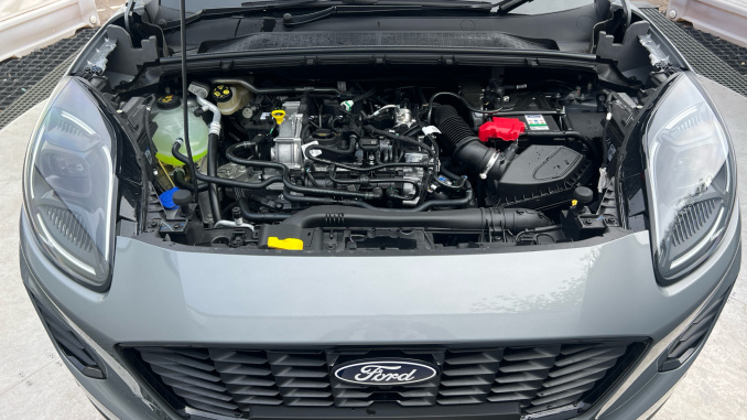 Ford Puma 1.0 EcoBoost Hybrid mHEV Titanium 5dr Petrol Hatchback - Image 8